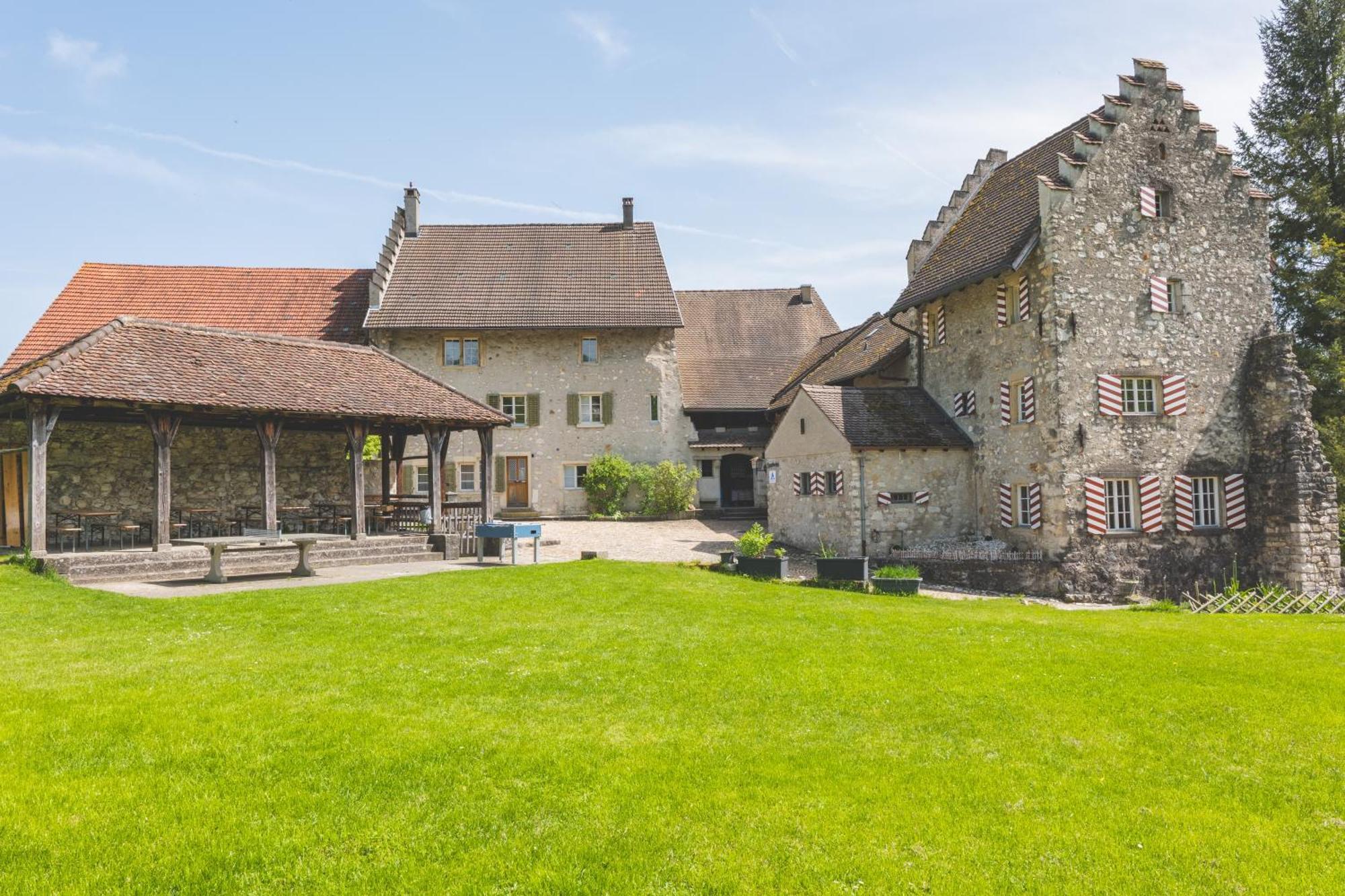 Brugg Youth Hostel Bagian luar foto